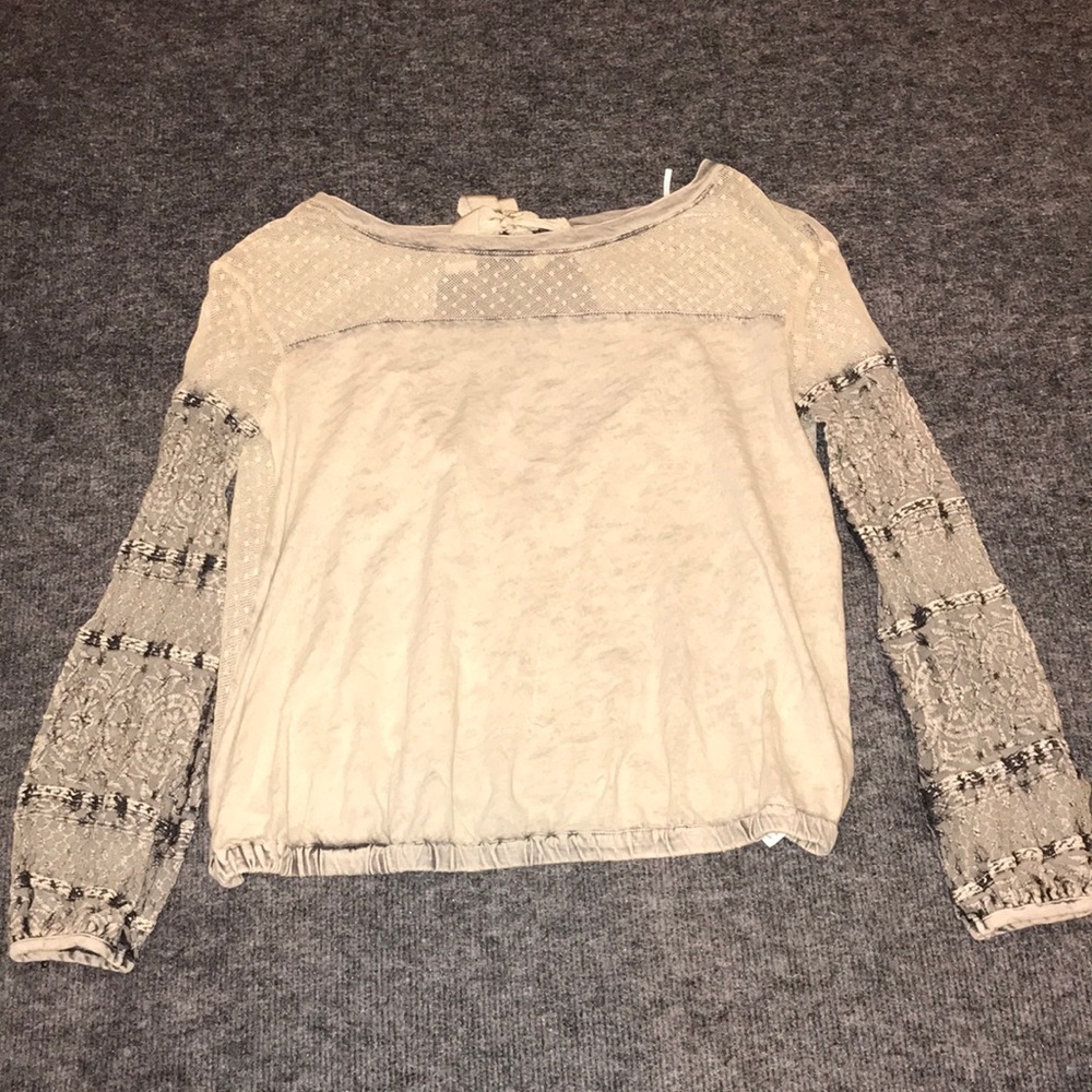 Women’s urban outfitters top size xs